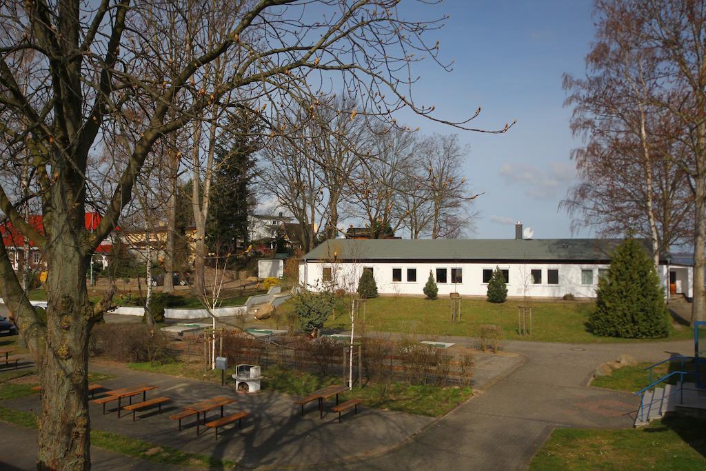 Djh Jugendherberge Stralsund Exterior foto
