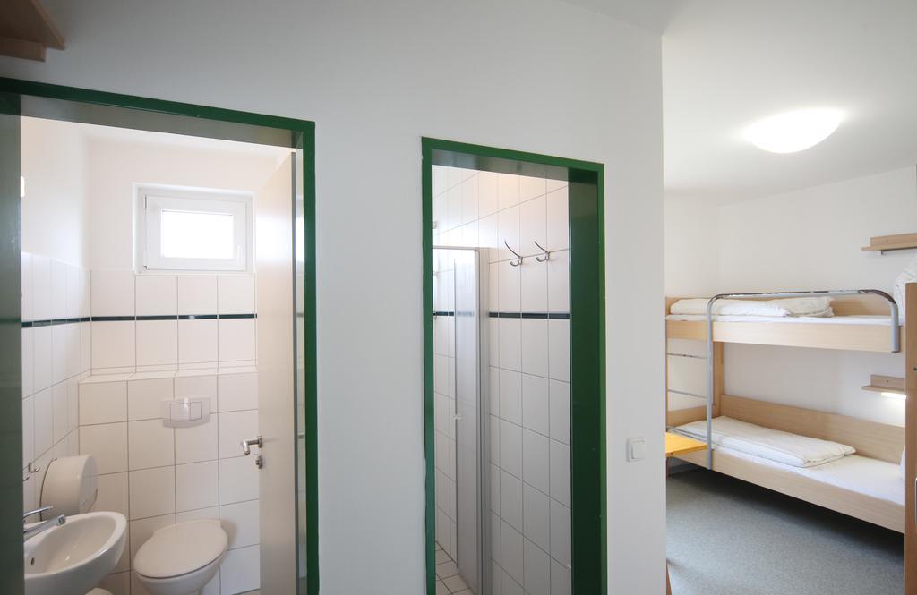 Djh Jugendherberge Stralsund Exterior foto